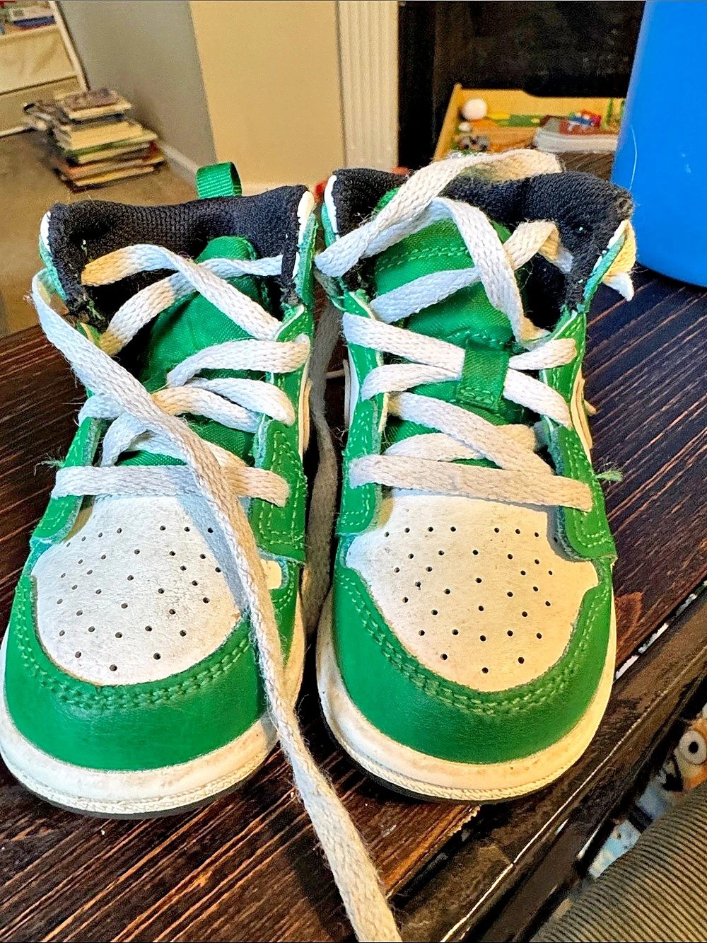 Nike Dunk Low Green & White Sneakers Baby 6C
